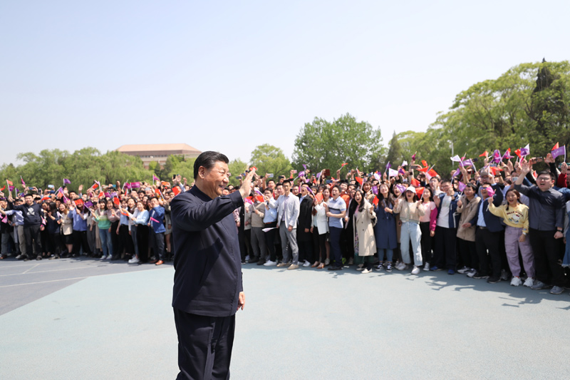 习近平在清华大学考察时强调 坚持中国特色世界一流大学建设目标方向 为服务国家富强民族复兴人民幸福贡献力量