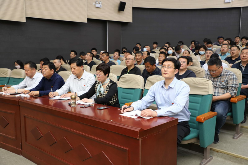 我校举行党史学习教育专题报告会