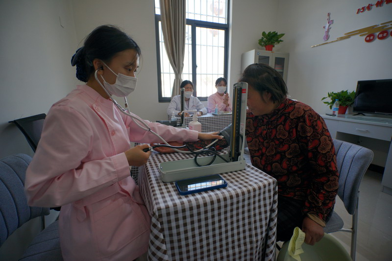 学雷锋活动|徐州开放大学“我就爱这彭城范儿”实践团：聚焦一老一小，服务乡村振兴